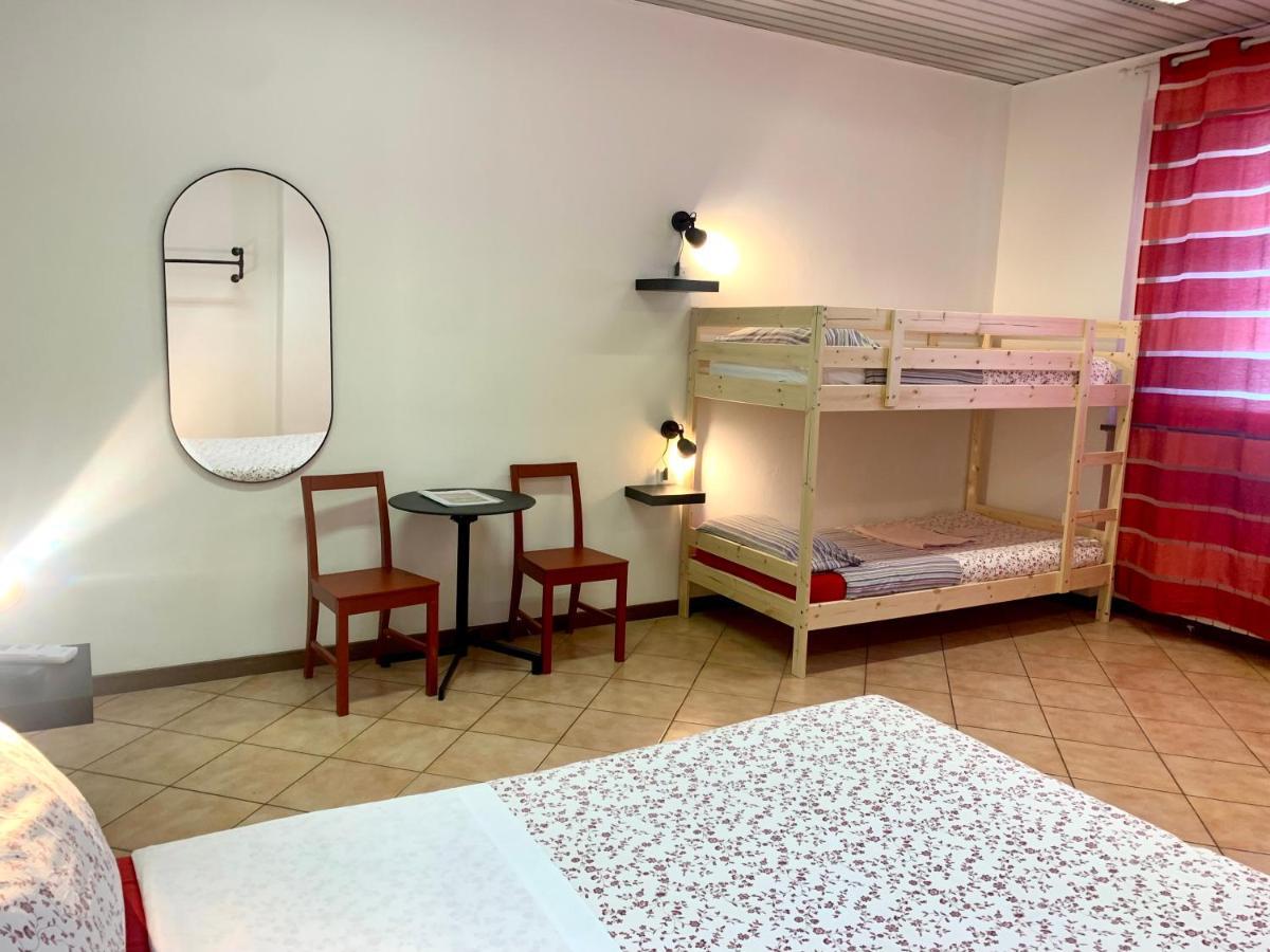 Cascina Bellaria Hostel Milano Ngoại thất bức ảnh